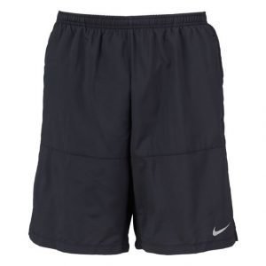 Nike 9" Distance Juoksushortsit